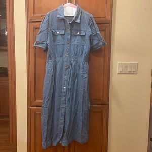 PERFECT Denim dress with pockets. Buttons up from top to bottom!